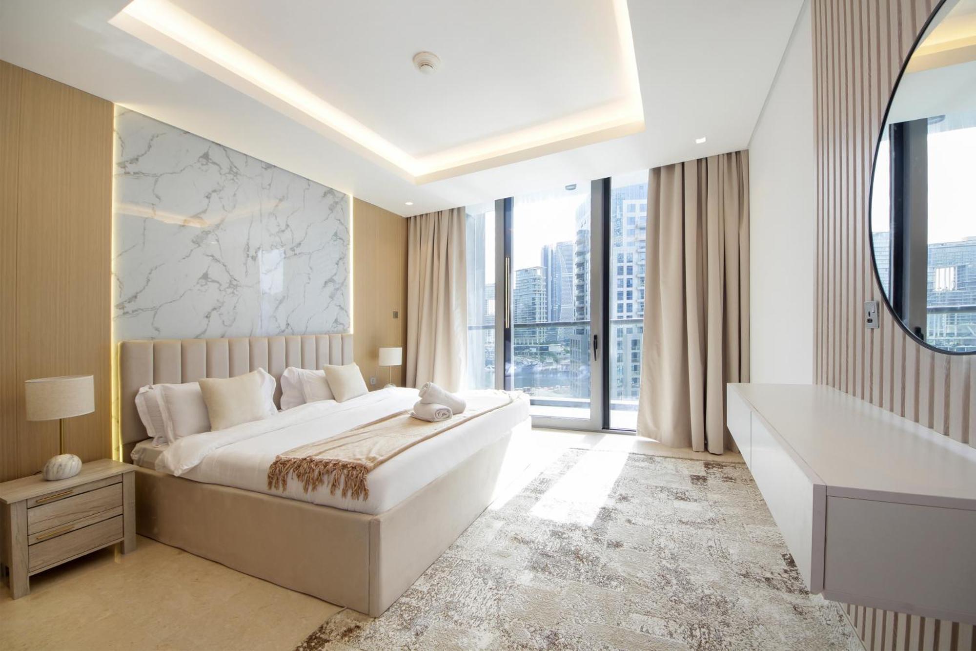 Apartment Luxury 2bhk Maid's The Sterling West Near Mall Dubai
